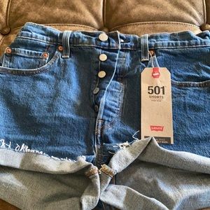 Levi’s NWT shirts